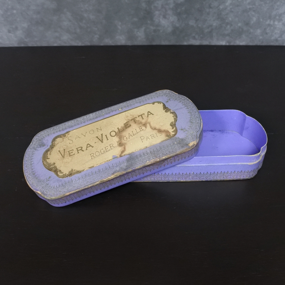 Antique Roger & Gallet Paris French Perfume Vera Violetta Soap Box Shabby Chic